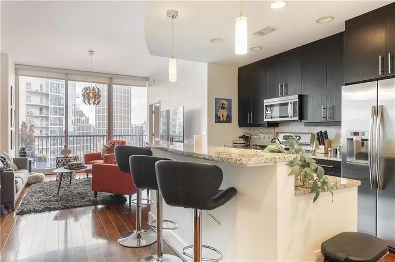 1080 Peachtree Street Ne Unit 1815, Atlanta, Georgia 30309, 1 Bedroom Bedrooms, ,1 BathroomBathrooms,Residential,For Sale,1080 Peachtree Street Ne Unit 1815,7626214