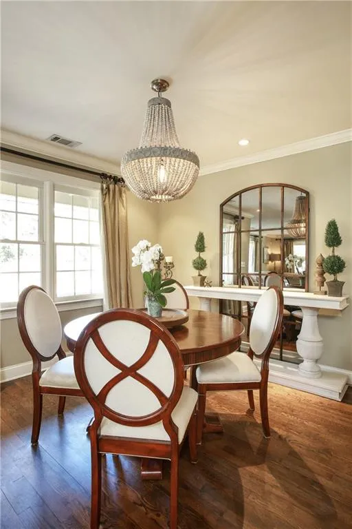 545 Windsor Parkway, Sandy Springs, Georgia 30342, 3 Bedrooms Bedrooms, ,2 BathroomsBathrooms,Residential,Sold,545 Windsor Parkway,5955789 545 Windsor Parkway, Sandy Springs, Georgia 30342, 3 Bedrooms Bedrooms, ,2 BathroomsBathrooms,Residential,Sold,545 Windsor Parkway,5955789