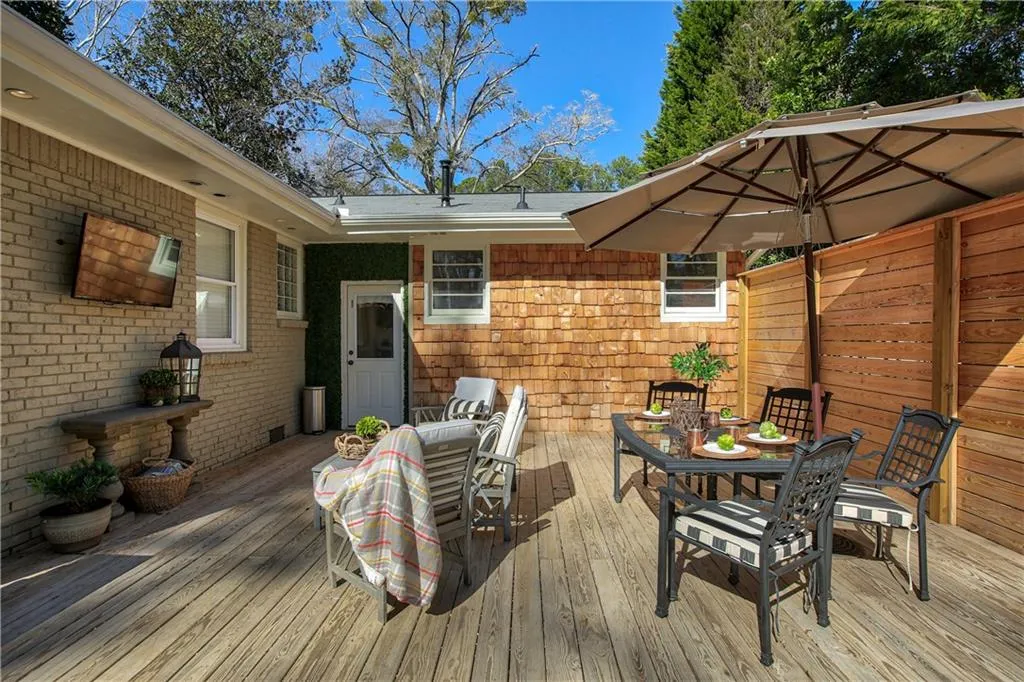 545 Windsor Parkway, Sandy Springs, Georgia 30342, 3 Bedrooms Bedrooms, ,2 BathroomsBathrooms,Residential,Sold,545 Windsor Parkway,5955789 545 Windsor Parkway, Sandy Springs, Georgia 30342, 3 Bedrooms Bedrooms, ,2 BathroomsBathrooms,Residential,Sold,545 Windsor Parkway,5955789