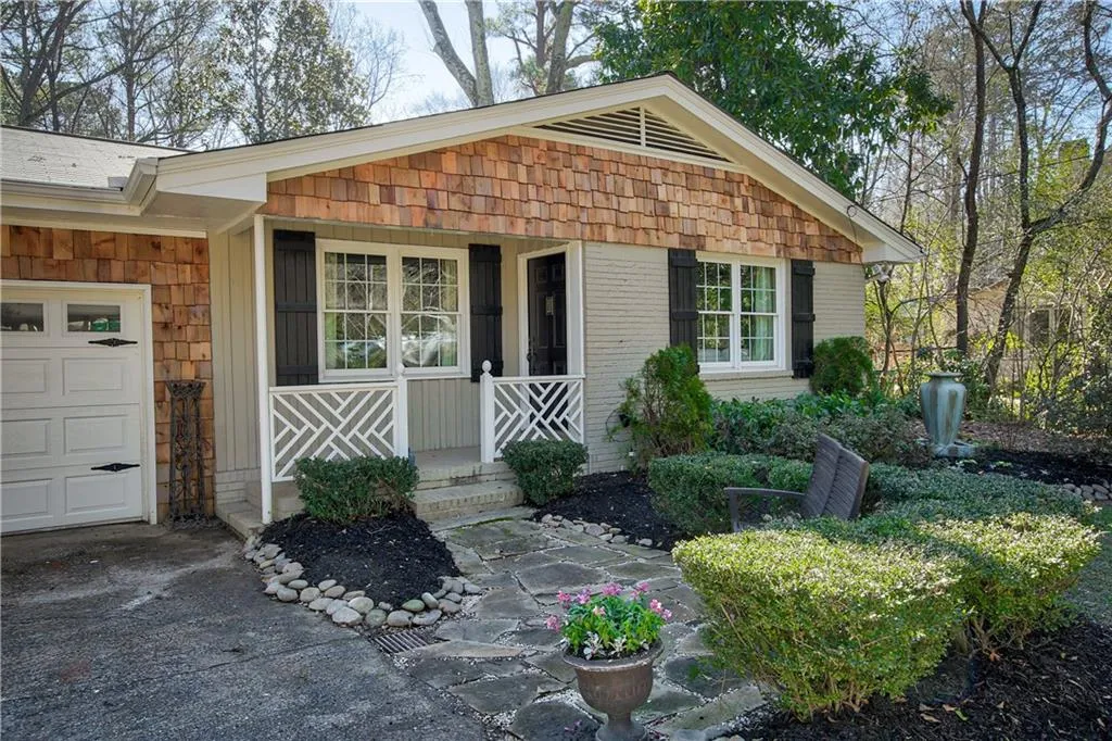 545 Windsor Parkway, Sandy Springs, Georgia 30342, 3 Bedrooms Bedrooms, ,2 BathroomsBathrooms,Residential,Sold,545 Windsor Parkway,5955789 545 Windsor Parkway, Sandy Springs, Georgia 30342, 3 Bedrooms Bedrooms, ,2 BathroomsBathrooms,Residential,Sold,545 Windsor Parkway,5955789