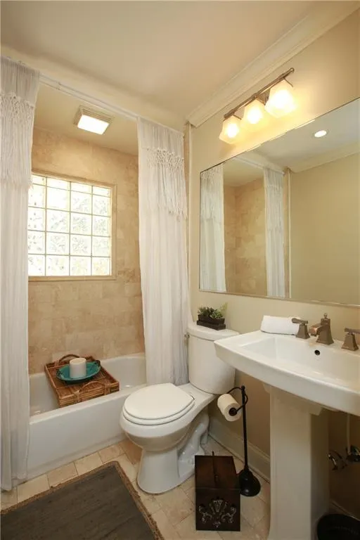 545 Windsor Parkway, Sandy Springs, Georgia 30342, 3 Bedrooms Bedrooms, ,2 BathroomsBathrooms,Residential,Sold,545 Windsor Parkway,5955789 545 Windsor Parkway, Sandy Springs, Georgia 30342, 3 Bedrooms Bedrooms, ,2 BathroomsBathrooms,Residential,Sold,545 Windsor Parkway,5955789