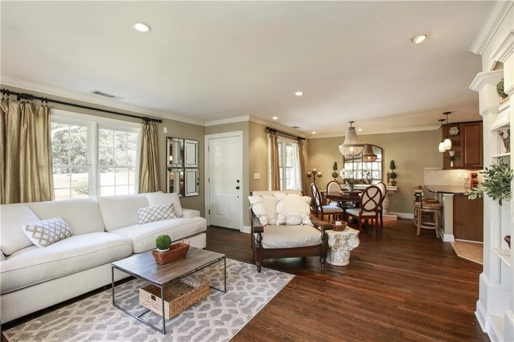 545 Windsor Parkway, Sandy Springs, Georgia 30342, 3 Bedrooms Bedrooms, ,2 BathroomsBathrooms,Residential,Sold,545 Windsor Parkway,5955789 545 Windsor Parkway, Sandy Springs, Georgia 30342, 3 Bedrooms Bedrooms, ,2 BathroomsBathrooms,Residential,Sold,545 Windsor Parkway,5955789