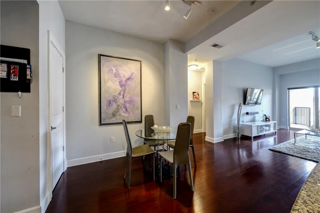 200 River Vista Drive Unit 710, Atlanta, Georgia 30339, 2 Bedrooms Bedrooms, ,2 BathroomsBathrooms,Residential,Sold,200 River Vista Drive Unit 710,5622012