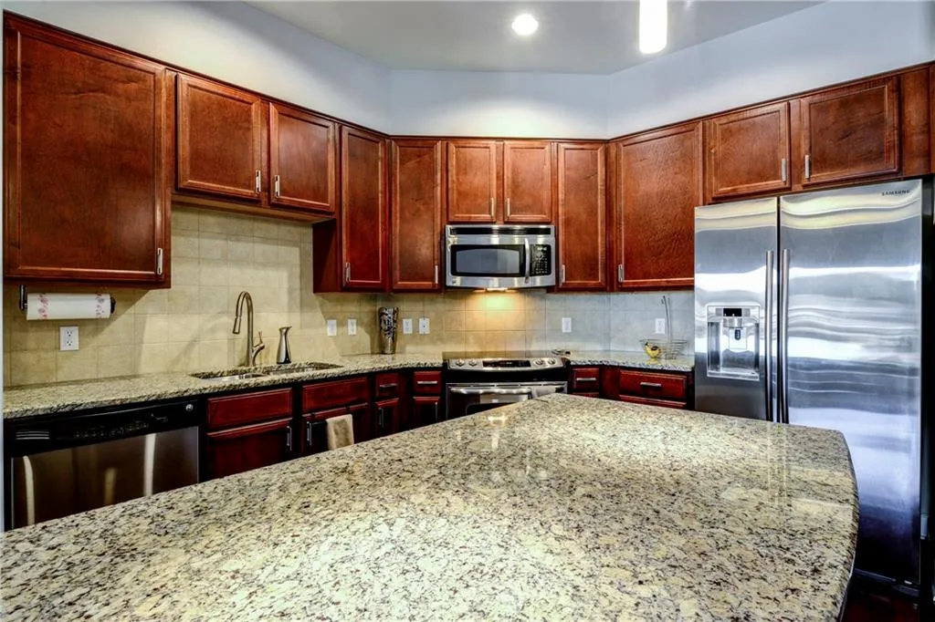 200 River Vista Drive Unit 710, Atlanta, Georgia 30339, 2 Bedrooms Bedrooms, ,2 BathroomsBathrooms,Residential,Sold,200 River Vista Drive Unit 710,5622012