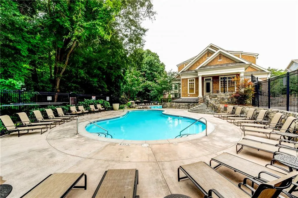 200 River Vista Drive Unit 710, Atlanta, Georgia 30339, 2 Bedrooms Bedrooms, ,2 BathroomsBathrooms,Residential,Sold,200 River Vista Drive Unit 710,5622012