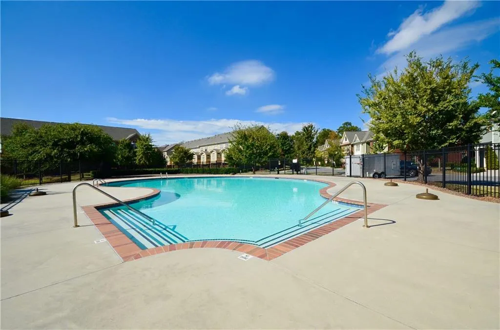 7470 Glisten Avenue, Atlanta, Georgia 30328, 3 Bedrooms Bedrooms, ,3 BathroomsBathrooms,Residential,Sold,7470 Glisten Avenue,5762615