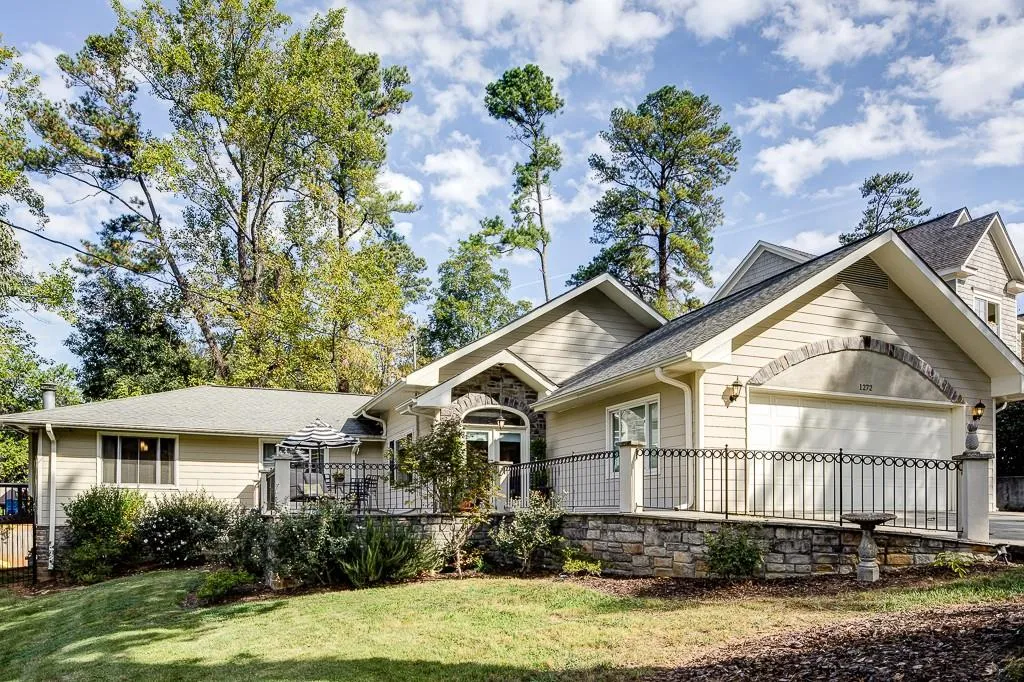 1272 Rustic Ridge Drive, Brookhaven, Georgia 30319, 3 Bedrooms Bedrooms, ,3 BathroomsBathrooms,Residential,Sold,1272 Rustic Ridge Drive,5764898