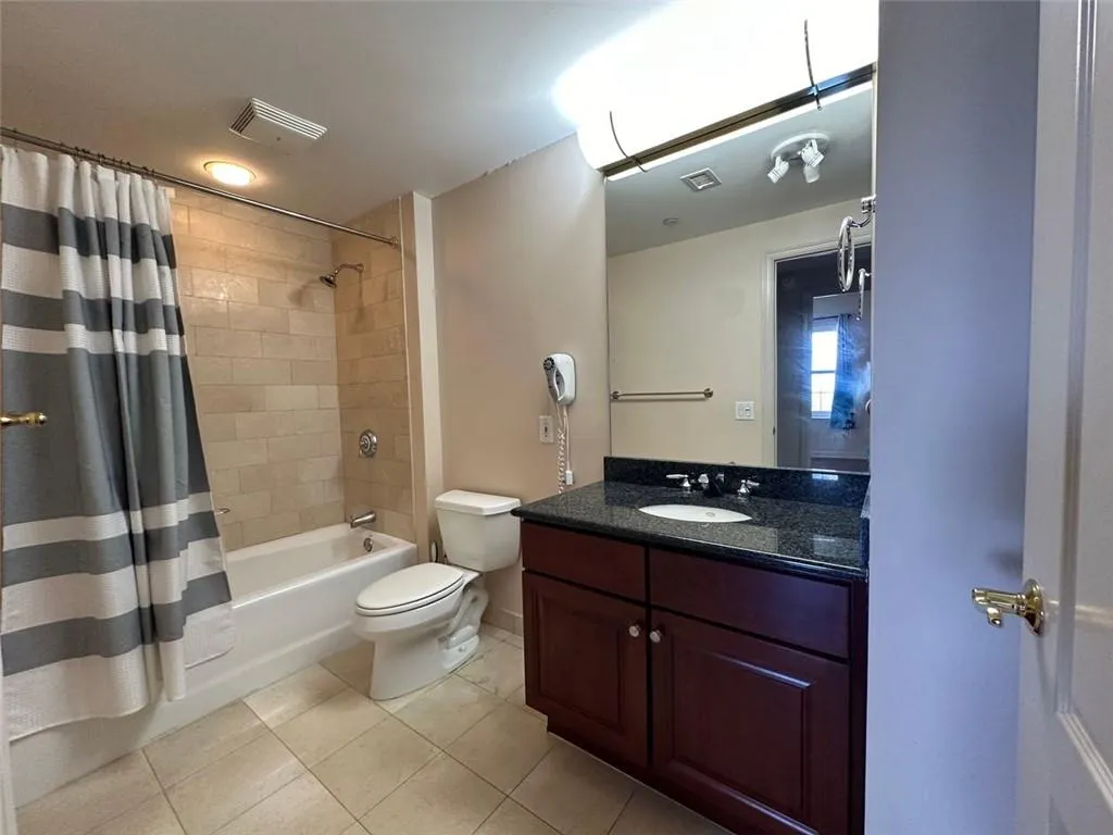195 14th Street Ne Unit 2103, Atlanta, Georgia 30309, 2 Bedrooms Bedrooms, ,2 BathroomsBathrooms,Residential,For Sale,195 14th Street Ne Unit 2103,7457958