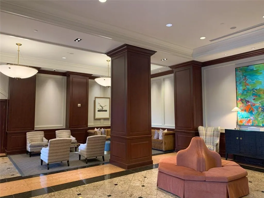 195 14th Street Ne Unit 2103, Atlanta, Georgia 30309, 2 Bedrooms Bedrooms, ,2 BathroomsBathrooms,Residential,For Sale,195 14th Street Ne Unit 2103,7457958