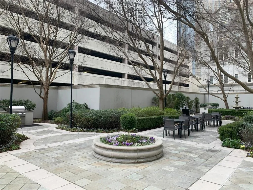 195 14th Street Ne Unit 2103, Atlanta, Georgia 30309, 2 Bedrooms Bedrooms, ,2 BathroomsBathrooms,Residential,For Sale,195 14th Street Ne Unit 2103,7457958