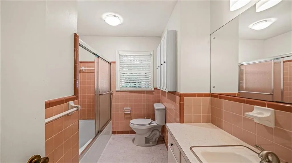 335 Amberidge Trail, Atlanta, Georgia 30328, 4 Bedrooms Bedrooms, ,2 BathroomsBathrooms,Residential,Sold,335 Amberidge Trail,7395187 335 Amberidge Trail, Atlanta, Georgia 30328, 4 Bedrooms Bedrooms, ,2 BathroomsBathrooms,Residential,Sold,335 Amberidge Trail,7395187