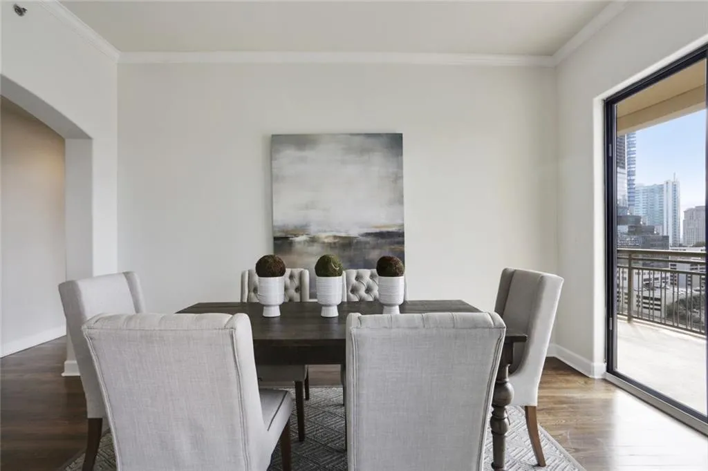 3445 Stratford Road Ne Unit 1801, Atlanta, Georgia 30326, 2 Bedrooms Bedrooms, ,2 BathroomsBathrooms,Residential,Sold,3445 Stratford Road Ne Unit 1801,6833152