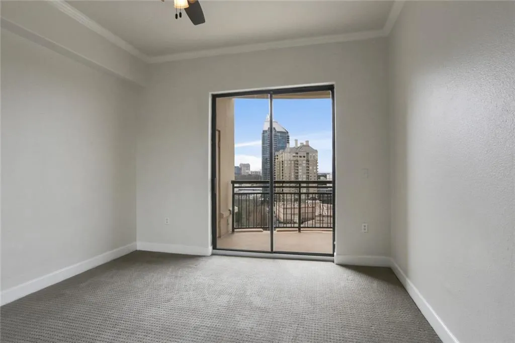 3445 Stratford Road Ne Unit 1801, Atlanta, Georgia 30326, 2 Bedrooms Bedrooms, ,2 BathroomsBathrooms,Residential,Sold,3445 Stratford Road Ne Unit 1801,6833152