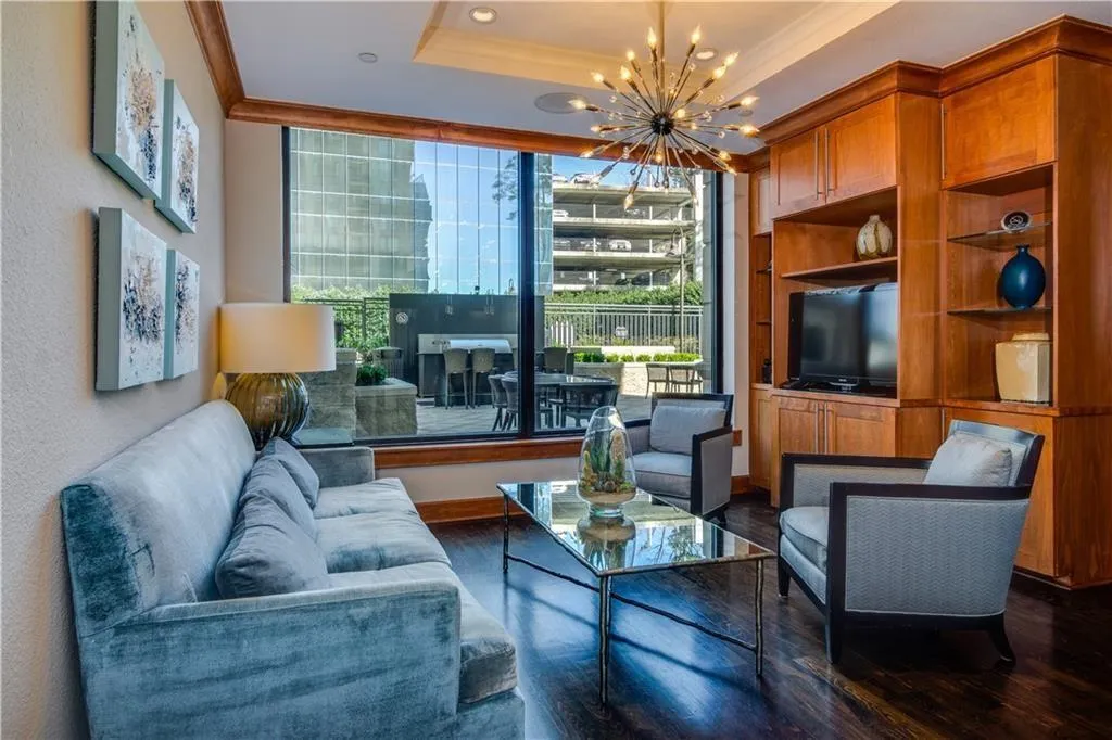 3445 Stratford Road Ne Unit 1801, Atlanta, Georgia 30326, 2 Bedrooms Bedrooms, ,2 BathroomsBathrooms,Residential,Sold,3445 Stratford Road Ne Unit 1801,6833152