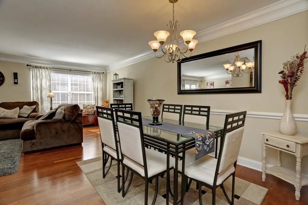 6980 Roswell Road Ne Unit G4, Atlanta, Georgia 30328, 3 Bedrooms Bedrooms, ,2 BathroomsBathrooms,Residential,Sold,6980 Roswell Road Ne Unit G4,5801127