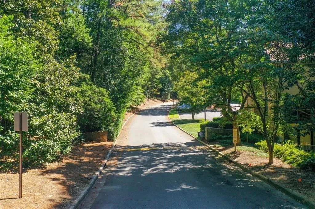3721 Stonewall Circle Se, Atlanta, Georgia 30339, 4 Bedrooms Bedrooms, ,3 BathroomsBathrooms,Residential,For Sale,3721 Stonewall Circle Se,7529660