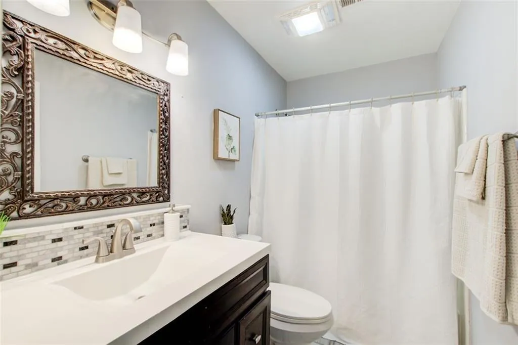 3721 Stonewall Circle Se, Atlanta, Georgia 30339, 4 Bedrooms Bedrooms, ,3 BathroomsBathrooms,Residential,For Sale,3721 Stonewall Circle Se,7529660