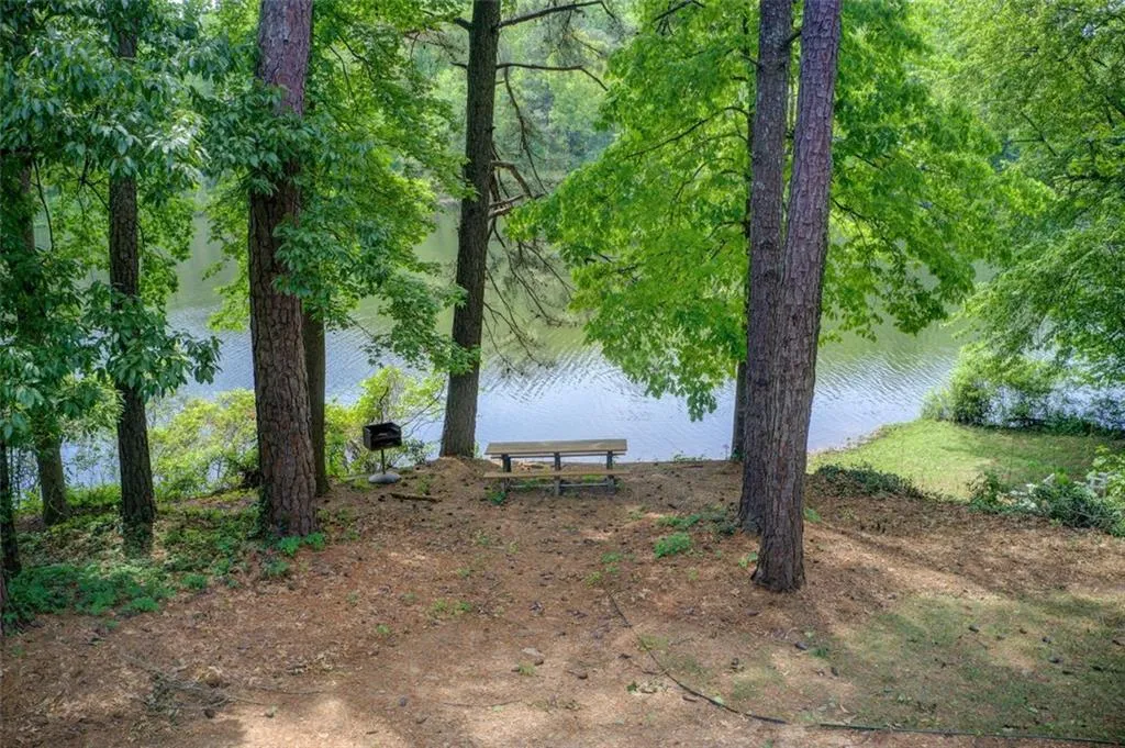 3721 Stonewall Circle Se, Atlanta, Georgia 30339, 4 Bedrooms Bedrooms, ,3 BathroomsBathrooms,Residential,For Sale,3721 Stonewall Circle Se,7529660