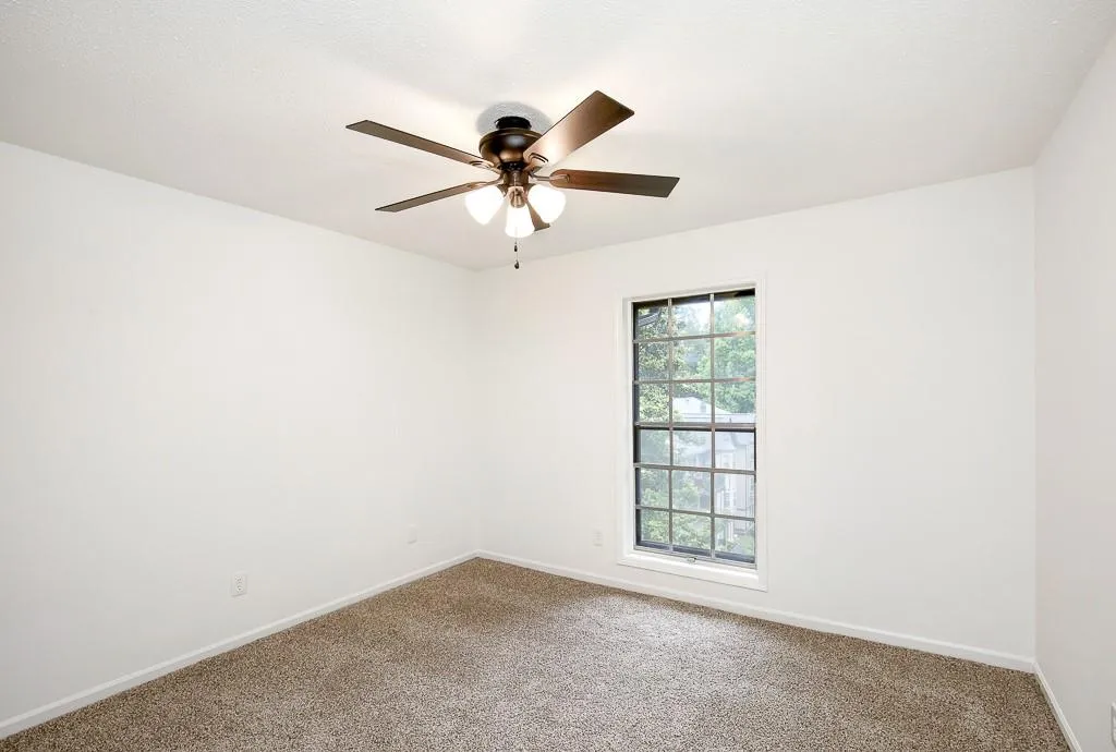 6851 Roswell Road Unit O-31, Sandy Springs, Georgia 30328, 2 Bedrooms Bedrooms, ,2 BathroomsBathrooms,Residential,Sold,6851 Roswell Road Unit O-31,6737039