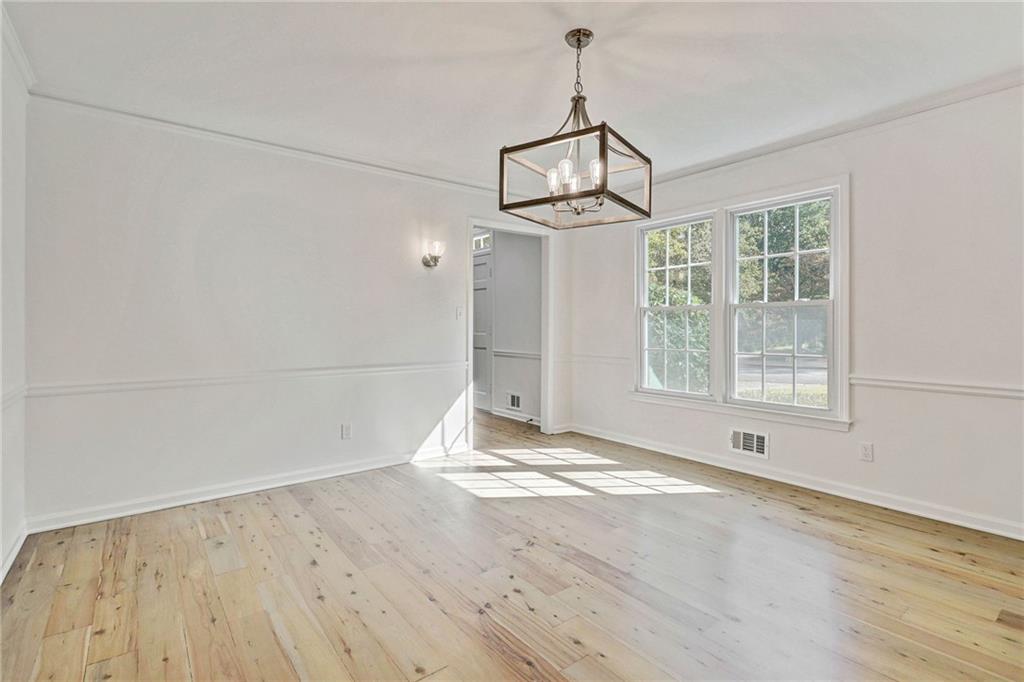 6750 Chesapeake Point, Atlanta, Georgia 30328, 4 Bedrooms Bedrooms, ,3 BathroomsBathrooms,Residential,Sold,6750 Chesapeake Point,7291697