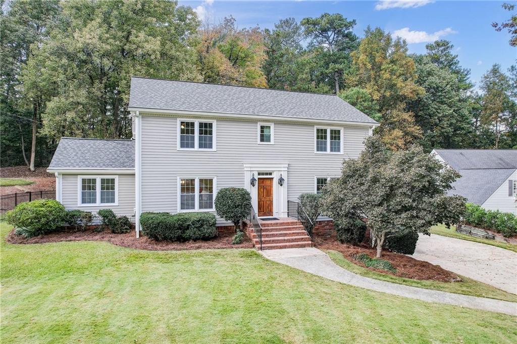 6750 Chesapeake Point, Atlanta, Georgia 30328, 4 Bedrooms Bedrooms, ,3 BathroomsBathrooms,Residential,Sold,6750 Chesapeake Point,7291697