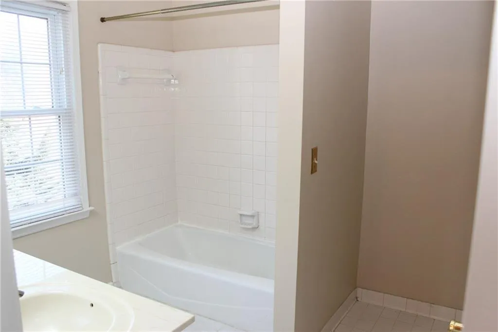 8930 Carroll Manor Drive Unit 8930, Sandy Springs, Georgia 30350, 2 Bedrooms Bedrooms, ,2 BathroomsBathrooms,Residential,Sold,8930 Carroll Manor Drive Unit 8930,5631130