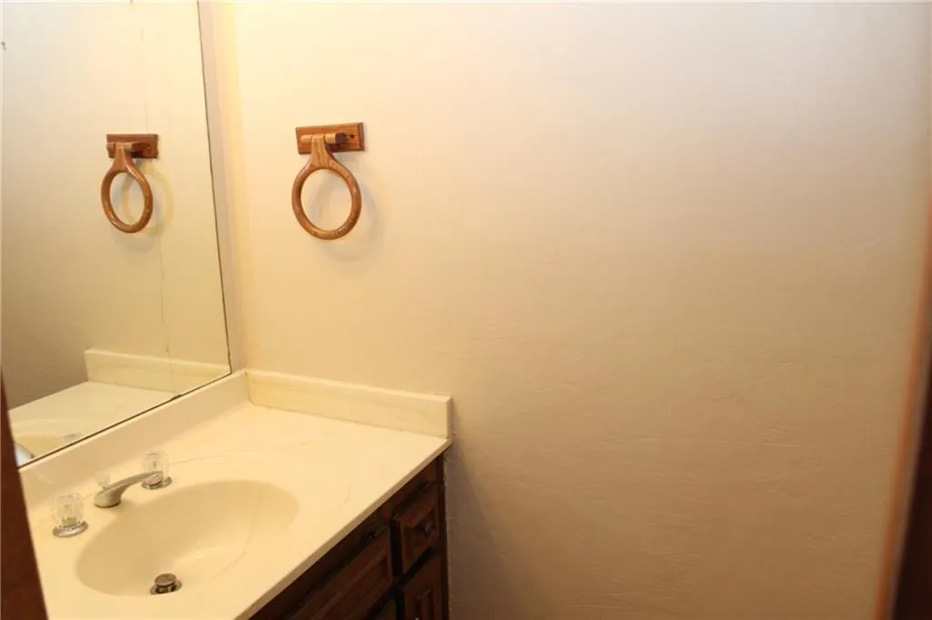 8930 Carroll Manor Drive Unit 8930, Sandy Springs, Georgia 30350, 2 Bedrooms Bedrooms, ,2 BathroomsBathrooms,Residential,Sold,8930 Carroll Manor Drive Unit 8930,5631130