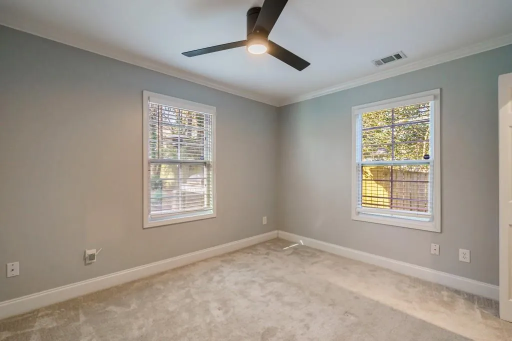 995 Lindbergh Drive, Atlanta, Georgia 30324, 3 Bedrooms Bedrooms, ,2 BathroomsBathrooms,Residential,For Sale,995 Lindbergh Drive,7643174