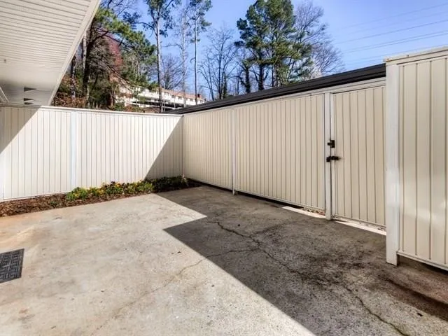 7110 Stonington Drive, Sandy Springs, Georgia 30328, 3 Bedrooms Bedrooms, ,2 BathroomsBathrooms,Residential,Sold,7110 Stonington Drive,5977153