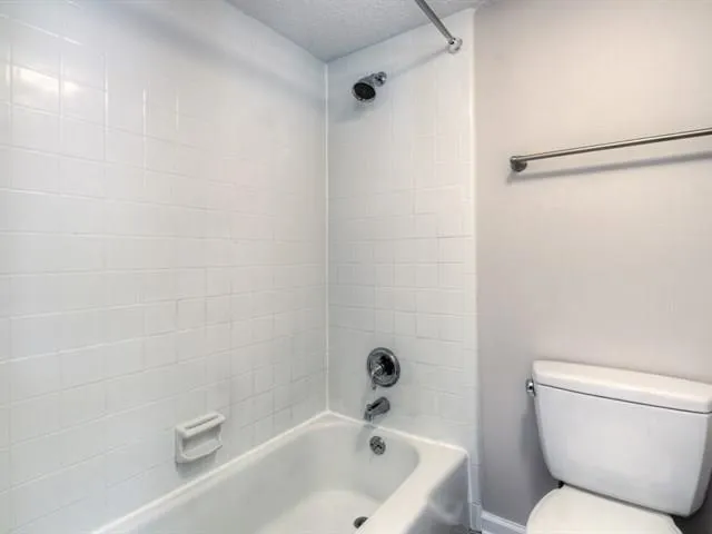 7110 Stonington Drive, Sandy Springs, Georgia 30328, 3 Bedrooms Bedrooms, ,2 BathroomsBathrooms,Residential,Sold,7110 Stonington Drive,5977153