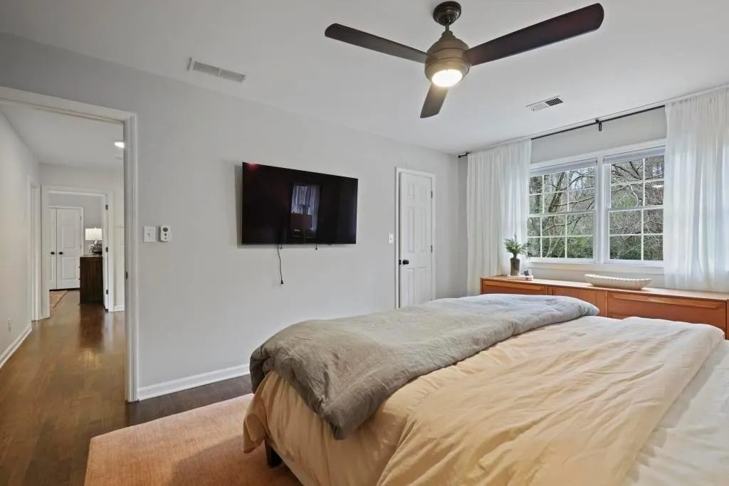 355 Earlston Drive Ne, Sandy Springs, Georgia 30328, 4 Bedrooms Bedrooms, ,2 BathroomsBathrooms,Residential,For Sale,355 Earlston Drive Ne,7739914
