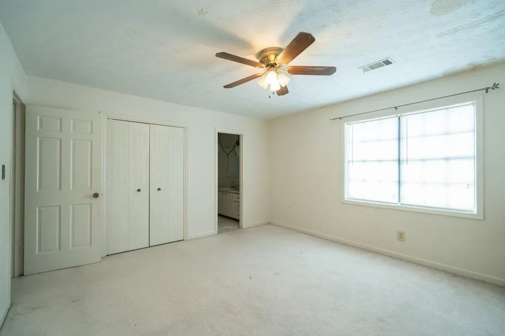 300 Winding River Drive Unit D, Sandy Springs, Georgia 30350, 2 Bedrooms Bedrooms, ,2 BathroomsBathrooms,Residential,Sold,300 Winding River Drive Unit D,6671255