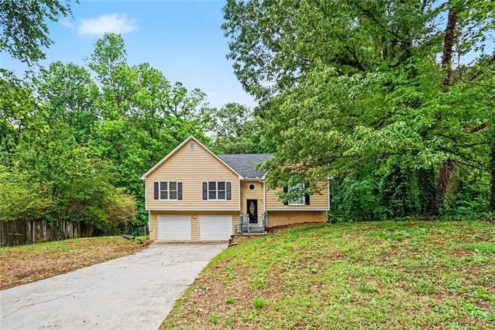 202 Garretts Drive, Douglasville, Georgia 30134