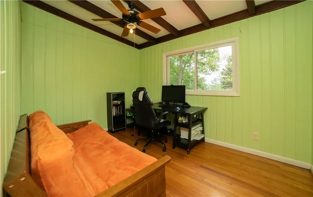 6880 Sunny Brook Lane, Atlanta, Georgia 30328, 3 Bedrooms Bedrooms, ,2 BathroomsBathrooms,Residential,Sold,6880 Sunny Brook Lane,7042159