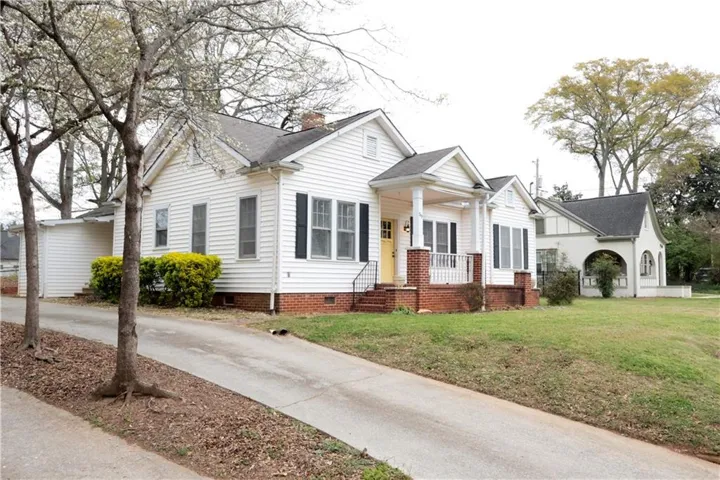 59 Spring Street, Buford, Georgia 30518