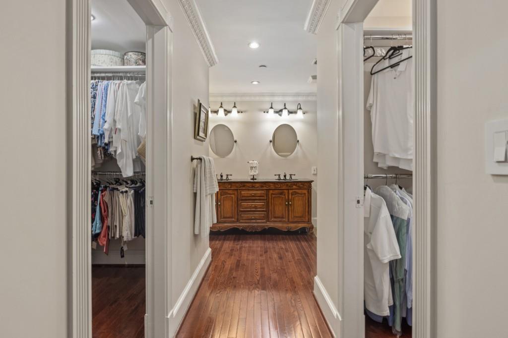 4 Paris Park Place, Sandy Springs, Georgia 30350, 3 Bedrooms Bedrooms, ,2 BathroomsBathrooms,Residential,Sold,4 Paris Park Place,7332045