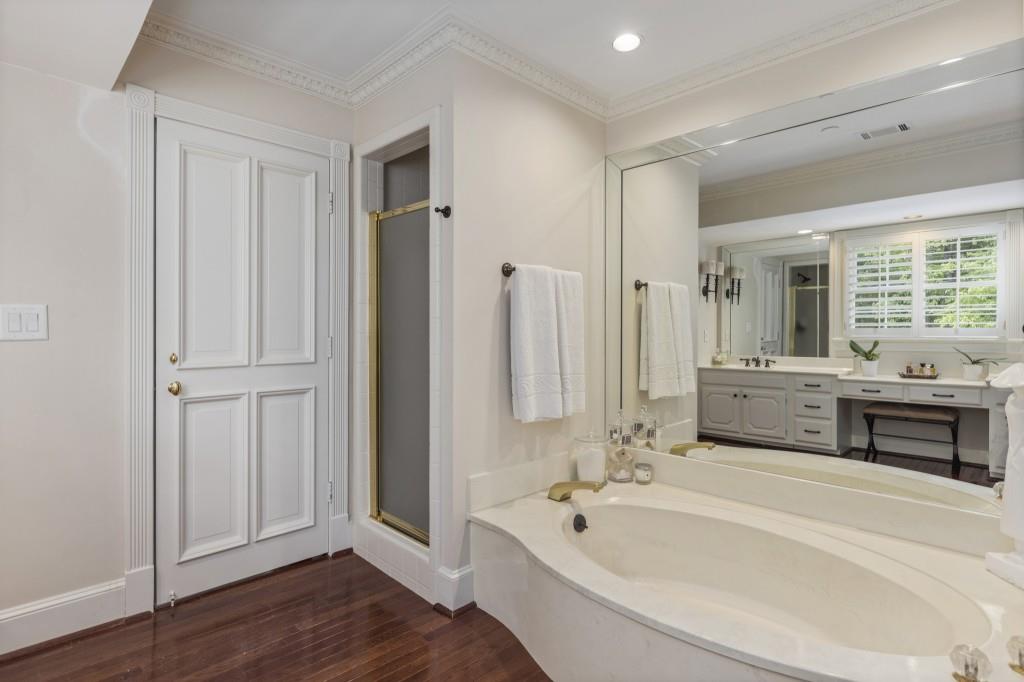 4 Paris Park Place, Sandy Springs, Georgia 30350, 3 Bedrooms Bedrooms, ,2 BathroomsBathrooms,Residential,Sold,4 Paris Park Place,7332045