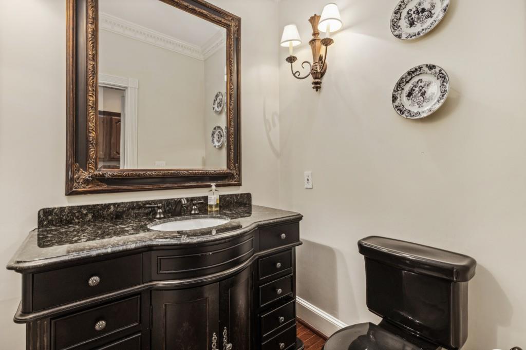 4 Paris Park Place, Sandy Springs, Georgia 30350, 3 Bedrooms Bedrooms, ,2 BathroomsBathrooms,Residential,Sold,4 Paris Park Place,7332045