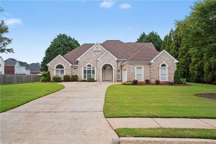 1086 Rowanshyre Circle, Mcdonough, Georgia 30253