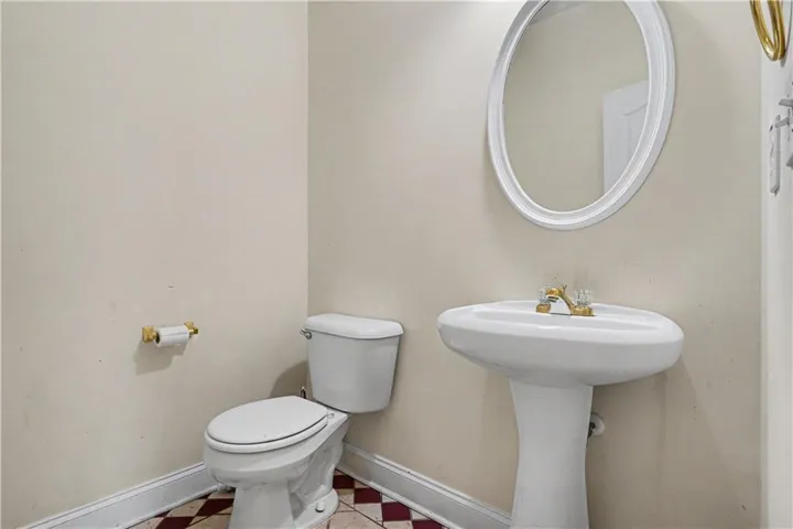 1170