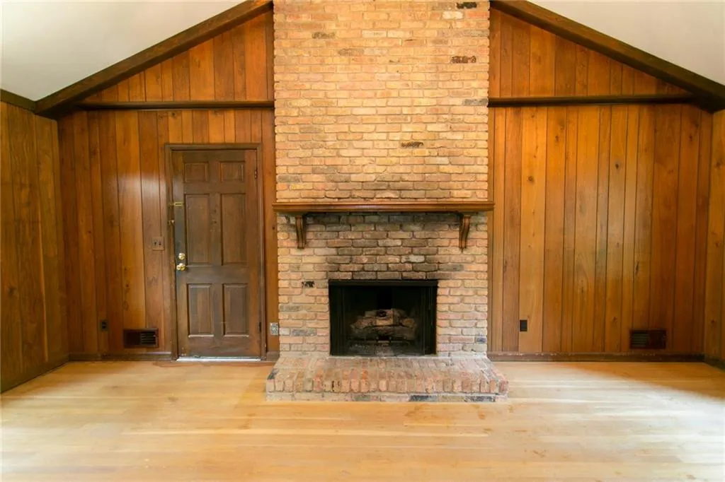 5607 Windy Ridge Drive, Sandy Springs, Georgia 30342, 4 Bedrooms Bedrooms, ,3 BathroomsBathrooms,Residential,Sold,5607 Windy Ridge Drive,6032170