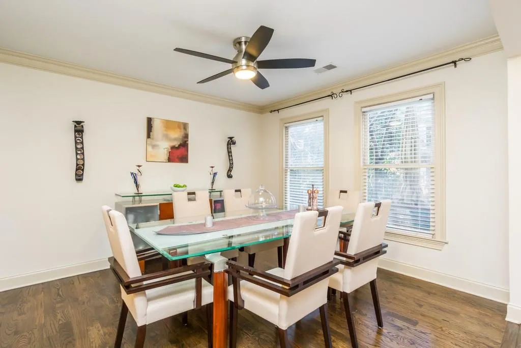 249 Peachtree Hollow Court, Sandy Springs, Georgia 30328, 3 Bedrooms Bedrooms, ,2 BathroomsBathrooms,Residential,Sold,249 Peachtree Hollow Court,6009936