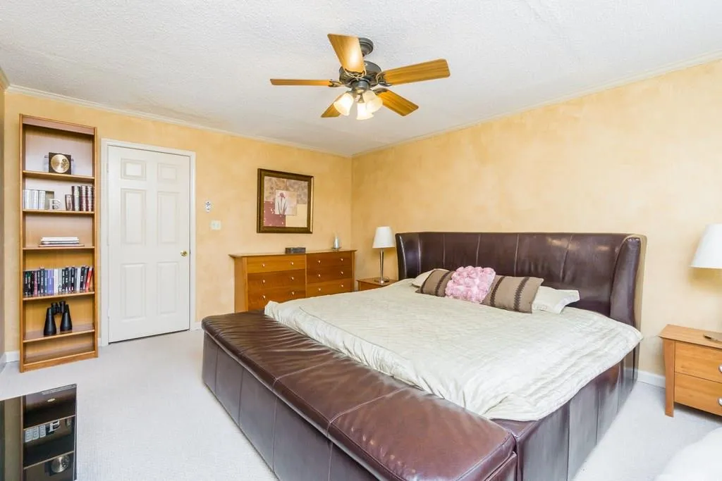 249 Peachtree Hollow Court, Sandy Springs, Georgia 30328, 3 Bedrooms Bedrooms, ,2 BathroomsBathrooms,Residential,Sold,249 Peachtree Hollow Court,6009936