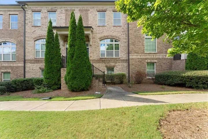 7528 Highlands Point, Atlanta, Georgia 30328