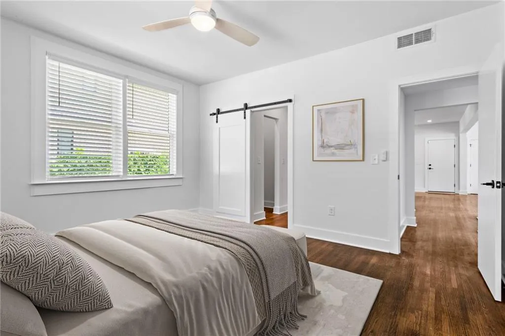 78 Peachtree Memorial Drive Nw Unit 2, Atlanta, Georgia 30309, 2 Bedrooms Bedrooms, ,2 BathroomsBathrooms,Residential,For Sale,78 Peachtree Memorial Drive Nw Unit 2,7616511