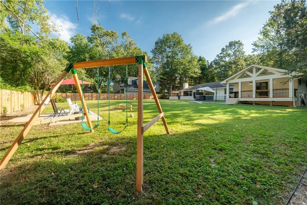 7330 Hunters Branch Drive, Atlanta, Georgia 30328, 4 Bedrooms Bedrooms, ,2 BathroomsBathrooms,Residential,For Sale,7330 Hunters Branch Drive,7663637