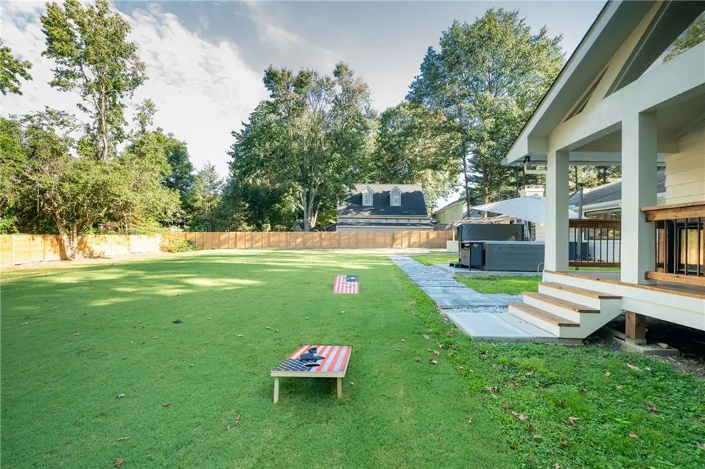 7330 Hunters Branch Drive, Atlanta, Georgia 30328, 4 Bedrooms Bedrooms, ,2 BathroomsBathrooms,Residential,For Sale,7330 Hunters Branch Drive,7663637