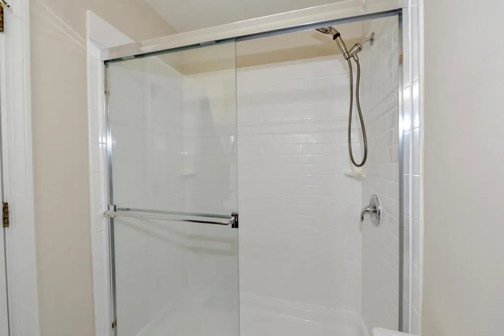 7500 Roswell Road Unit 83, Sandy Springs, Georgia 30350, 2 Bedrooms Bedrooms, ,2 BathroomsBathrooms,Residential,Sold,7500 Roswell Road Unit 83,6532439