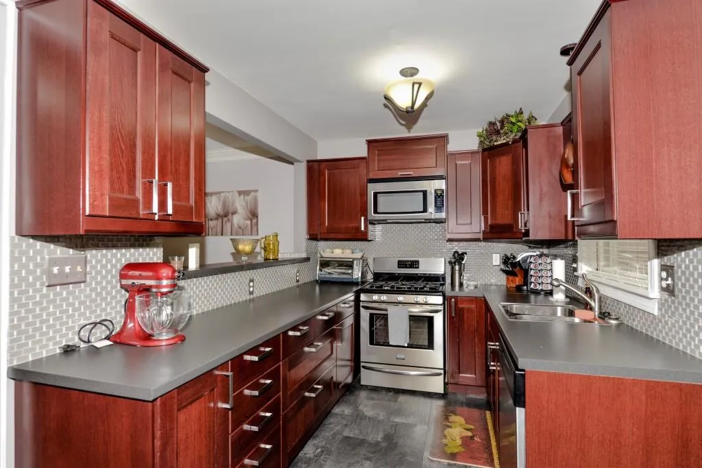 7500 Roswell Road Unit 83, Sandy Springs, Georgia 30350, 2 Bedrooms Bedrooms, ,2 BathroomsBathrooms,Residential,Sold,7500 Roswell Road Unit 83,6532439