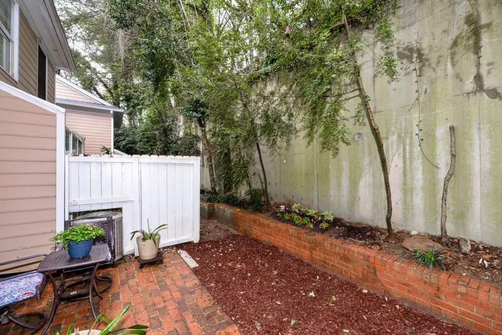 7500 Roswell Road Unit 83, Sandy Springs, Georgia 30350, 2 Bedrooms Bedrooms, ,2 BathroomsBathrooms,Residential,Sold,7500 Roswell Road Unit 83,6532439